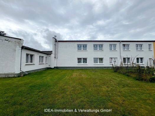 Haus zum Kauf 599.000 € 665 m² 1.774 m² Grundstück Plüggentiner Straße Samtens 18573