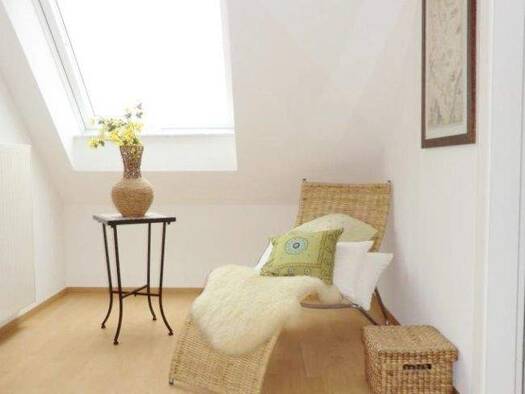 Wohnung zur Miete 850 € 3,5 Zimmer 90 m² 4. Geschoss frei ab sofort Südweststadt Pforzheim 75173