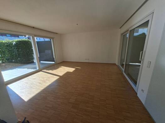 Terrassenwohnung zur Miete 1.010 € 3 Zimmer 80 m² frei ab sofort Villingen Villingen-Schwenningen 78050