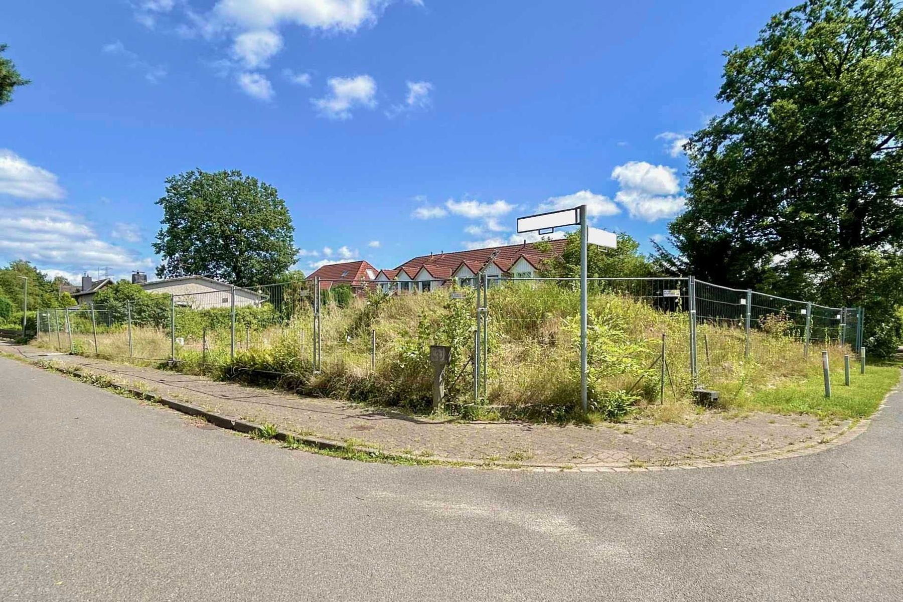 Grundstück zum Kauf 449.000 € 681,3 m²<br/>Grundstück Harksheide Norderstedt 22844