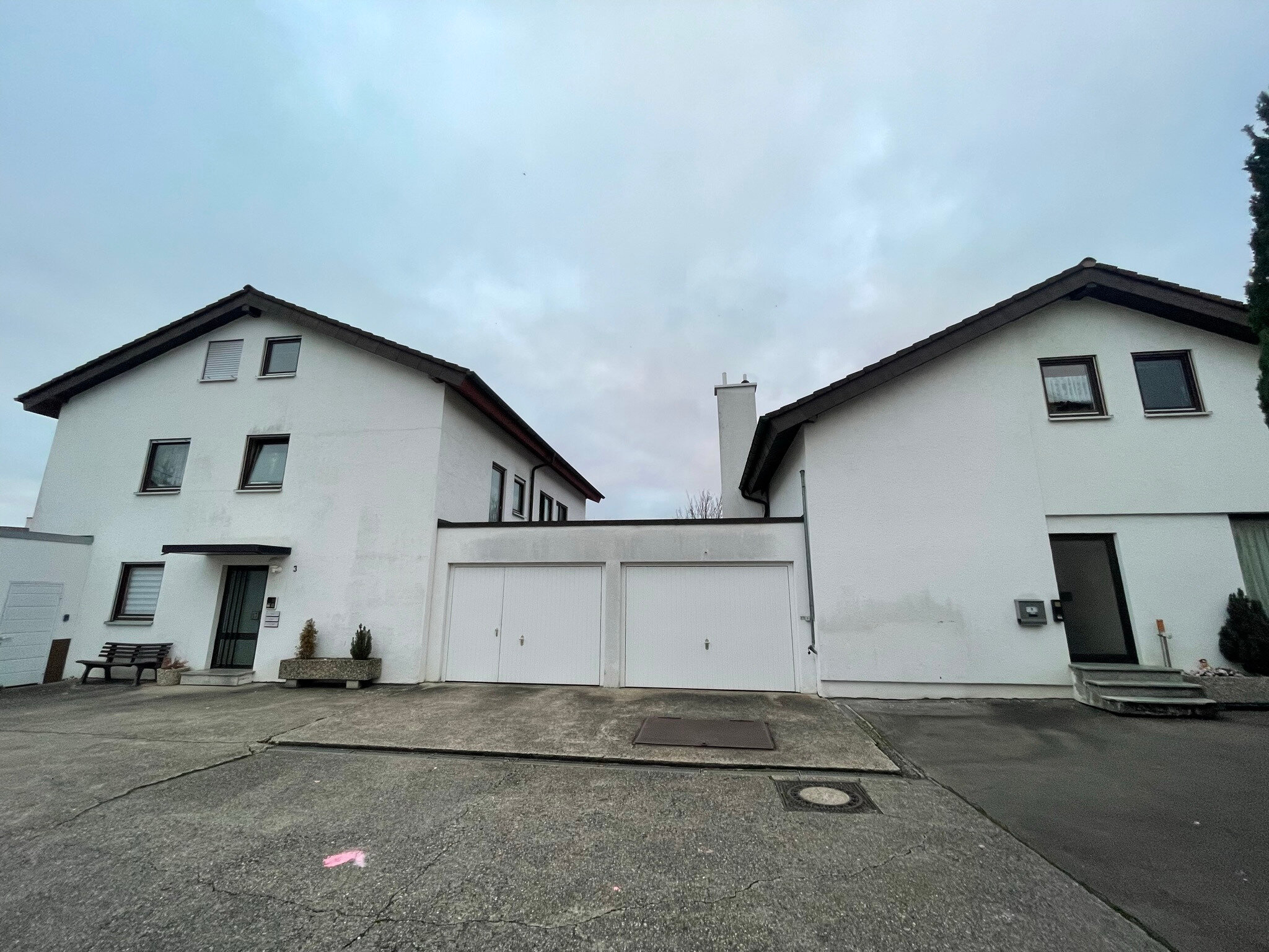 Einfamilienhaus zum Kauf 13 Zimmer 316 m²<br/>Wohnfläche 1.061 m²<br/>Grundstück Frickenhausen Frickenhausen 72636