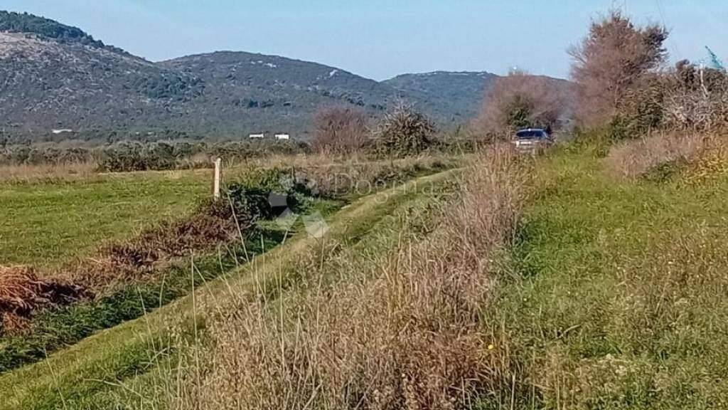 Land-/Forstwirtschaft zum Kauf 66.000 € Sveti Filip i Jakov