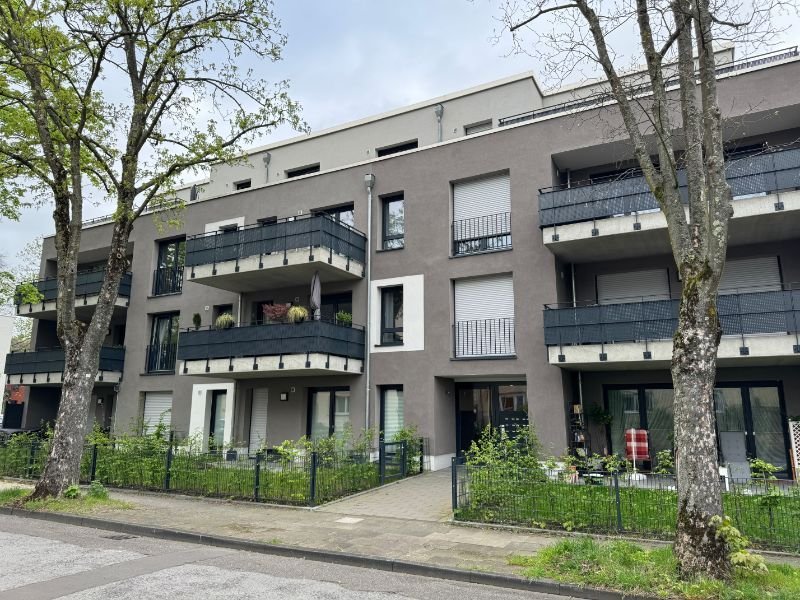 Wohnung zur Miete 899,69 € 2 Zimmer 81,8 m²<br/>Wohnfläche 3.<br/>Geschoss Helenenstraße 16 Manfort Leverkusen 51377