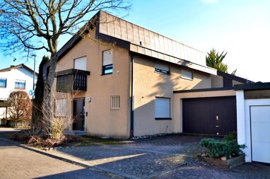 Einfamilienhaus zum Kauf 775.000 € 7,5 Zimmer 183 m² 437 m² Grundstück frei ab sofort Kernstadt Leonberg 71229