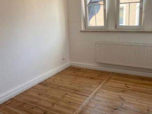Wohnung zur Miete 550 € 2 Zimmer 45 m² 3. Geschoss frei ab sofort Kornstr. 6, 3OGL Südstadt Fürth 90763
