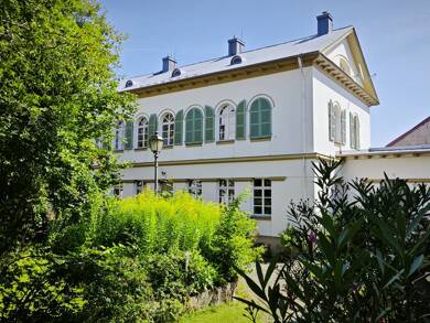 Haus zum Kauf 795.000 € 16 Zimmer 444 m² 1.630 m² Grundstück Euerdorf Euerdorf 97717
