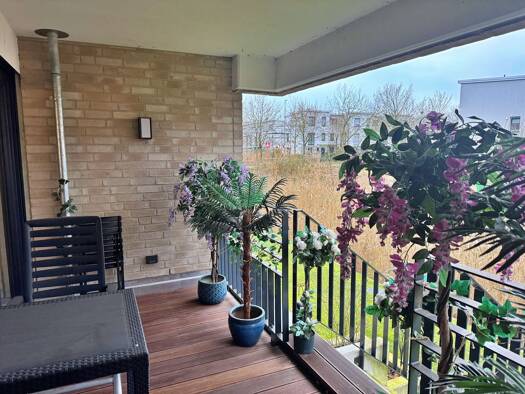 Wohnung zum Kauf 369.000 € 2,5 Zimmer 82 m² EG Oberneuland Bremen 28355