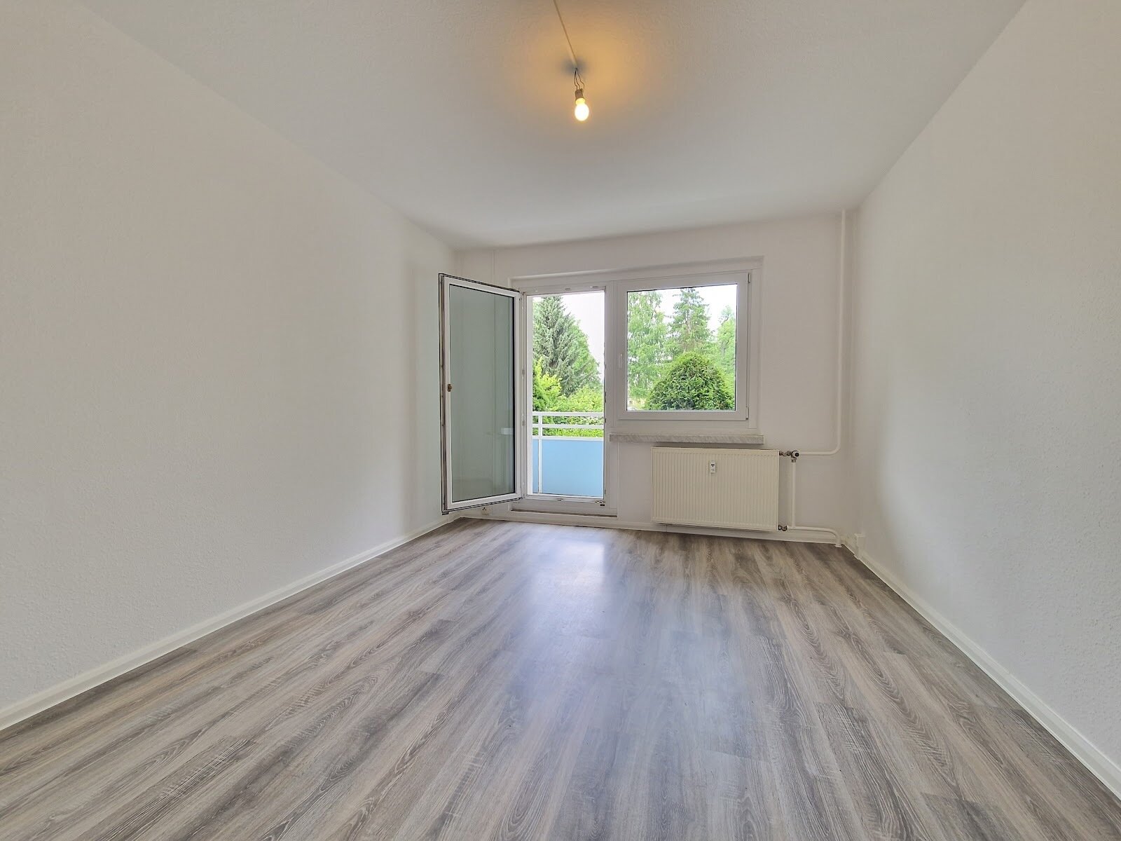 Wohnung zur Miete 207 € 2 Zimmer 41,4 m²<br/>Wohnfläche 5.<br/>Geschoss Straße Usti nad Labem 191 Kappel 823 Chemnitz 09119