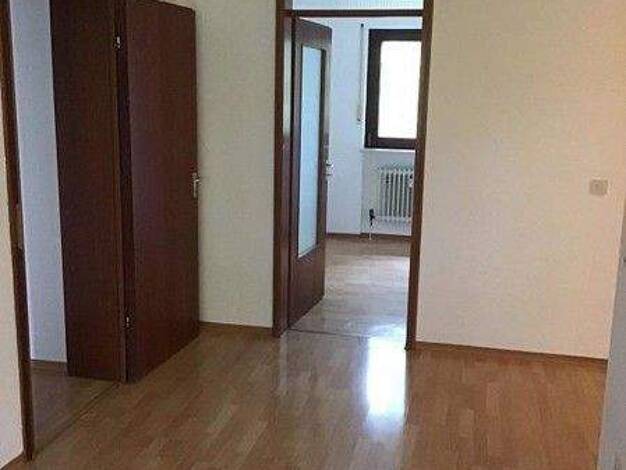 Wohnung zur Miete 507 € 4,5 Zimmer 91,3 m² 2. Geschoss frei ab 06.03.2026 Langfeldstr. 37 Bruck Erlangen 91058