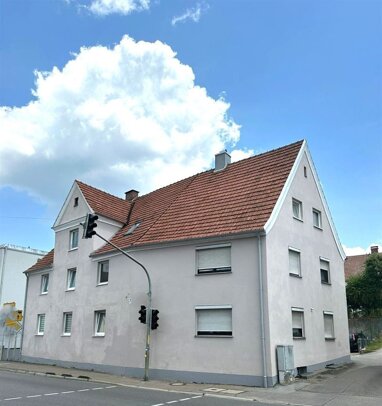 Wohn- und Geschäftshaus zum Kauf als Kapitalanlage geeignet 1.190.000 € 17 Zimmer 415 m² 680 m² Grundstück Krumbach Krumbach (Schwaben) 86381