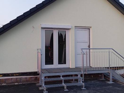 Wohnung zur Miete 1.300 € 4,5 Zimmer 115 m² Geschoss 2/3 frei ab 01.05.2026 Baumgarten Nandlstadt 85405