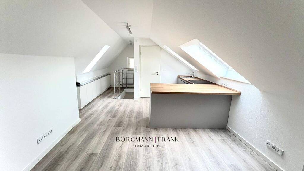 Studio zur Miete 500 € 1 Zimmer 38 m² 3. Geschoss frei ab 01.03.2026 Kurze Straße 7 Wüste Osnabrück 49080