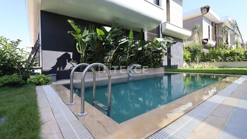 Einfamilienhaus zum Kauf 1.040.000 € 7 Zimmer 343 m² 360 m² Grundstück Antalya 07230