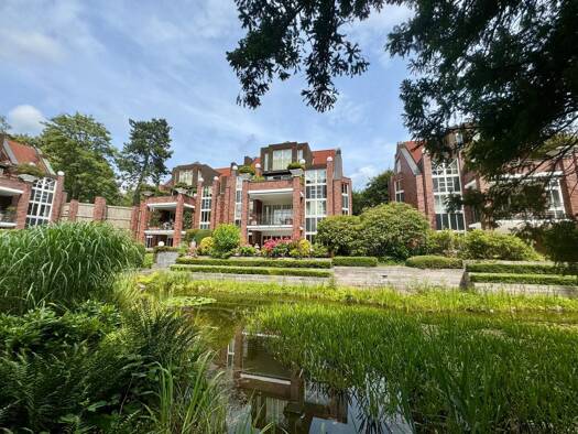 Wohnung zur Miete 2.300 € 3 Zimmer 126 m² Geschoss 1/2 frei ab sofort Wellingsbüttler Weg 83 b Wellingsbüttel Hamburg 22391