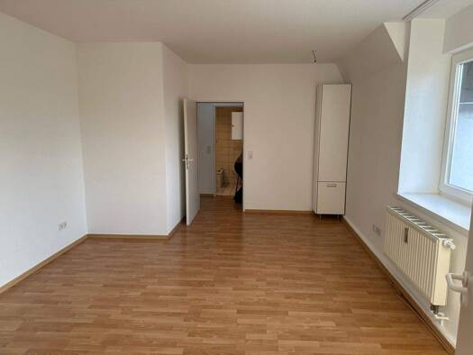 Wohnung zur Miete 435 € 2 Zimmer 42 m² frei ab sofort Heerdter Landstraße 59 Heerdt Düsseldorf 40549