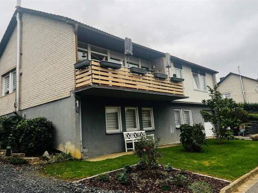 Einfamilienhaus zum Kauf 229.400 € 6 Zimmer 118 m² 526 m² Grundstück frei ab 10.05.2026 Weismain 96260