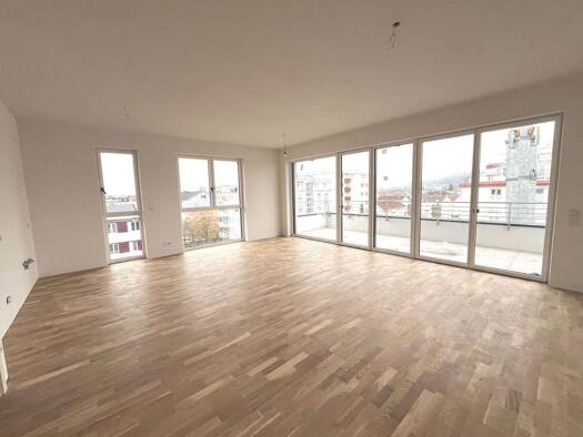 Penthouse zur Miete 1.300 € 3 Zimmer 82 m² 6. Geschoss Friedrich-Ebert-Str. 5 Burghausen 84489