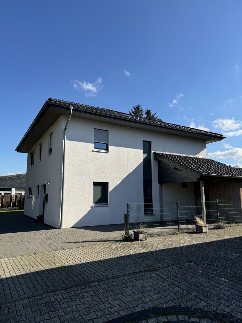 Einfamilienhaus zum Kauf provisionsfrei 610.000 € 8 Zimmer 196 m²<br/>Wohnfläche 500 m²<br/>Grundstück 01.02.2025<br/>Verfügbarkeit Barbaraweg 8 Nörvenich Nörvenich 52388