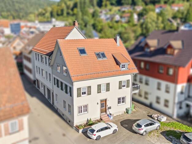 Haus zum Kauf 495.000 € 15 Zimmer 357 m² 665 m² Grundstück Bad Wildbad Bad Wildbad im Schwarzwald / Calmbach 75323