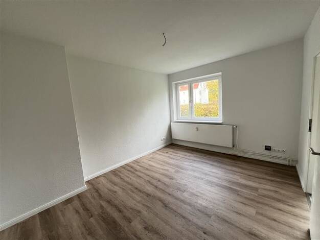 Wohnung zur Miete - Erstbezug 311 € 2 Zimmer 31,1 m² Fehrsplatz 33 Heide 25746