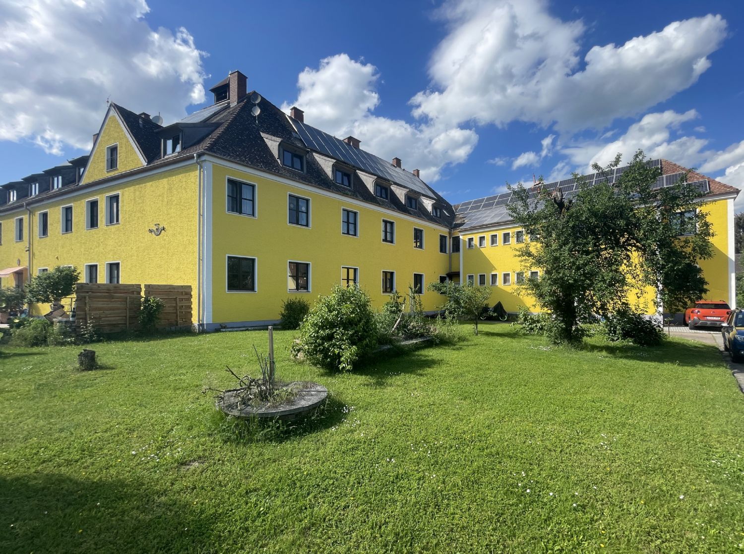 Mehrfamilienhaus zum Kauf provisionsfrei 4.950.000 € 56 Zimmer 1.565 m²<br/>Wohnfläche 2.000 m²<br/>Grundstück Hohes Kreuz - Osthafen - Irl Regensburg 93055