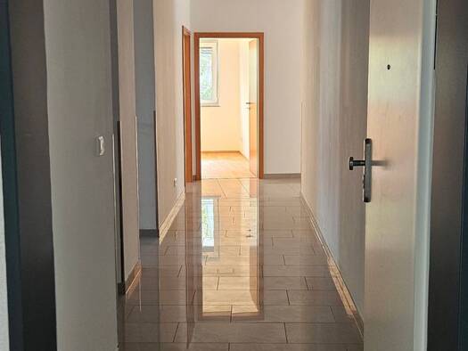 Wohnung zur Miete 1.400 € 4 Zimmer 113 m² 1. Geschoss frei ab sofort Villingen Villingen-Schwenningen 78050
