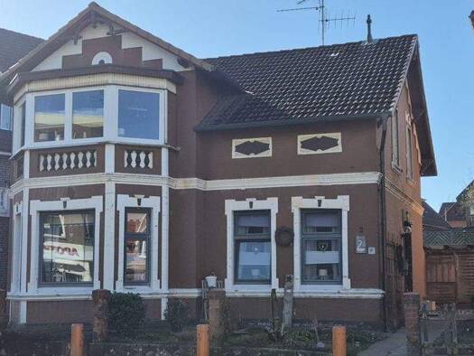 Einfamilienhaus zum Kauf 179.000 € 6 Zimmer 105 m² 321 m² Grundstück Burg (Dithmarschen) 25712