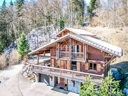 Haus zum Kauf 1.185.000 € 151 m² 612 m² Grundstück Avoriaz Morzine 74110