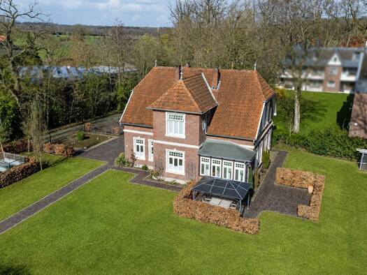 Mehrfamilienhaus zum Kauf 799.000 € 8 Zimmer 232 m² 1.862 m² Grundstück Hostemost Rastede 26180