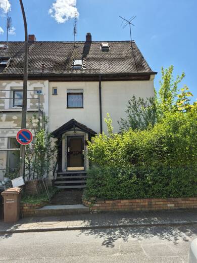 Reihenendhaus zum Kauf 385.000 € 4 Zimmer 123 m² 429 m² Grundstück frei ab sofort Bubenreuth 91088