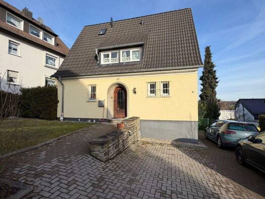 Einfamilienhaus zum Kauf 590.000 € 6 Zimmer 200 m² 874 m² Grundstück Strucker Str. 77 Süd Remscheid 42859
