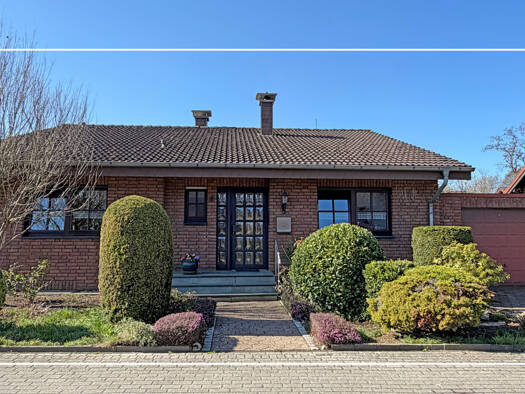 Einfamilienhaus zum Kauf 385.000 € 3 Zimmer 118 m² 629 m² Grundstück Hünxe 46569