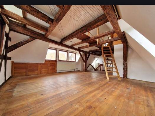 Maisonette zur Miete 970 € 2,5 Zimmer 76 m² Geschoss 3/3 frei ab sofort Innenstadt Reutlingen 72764