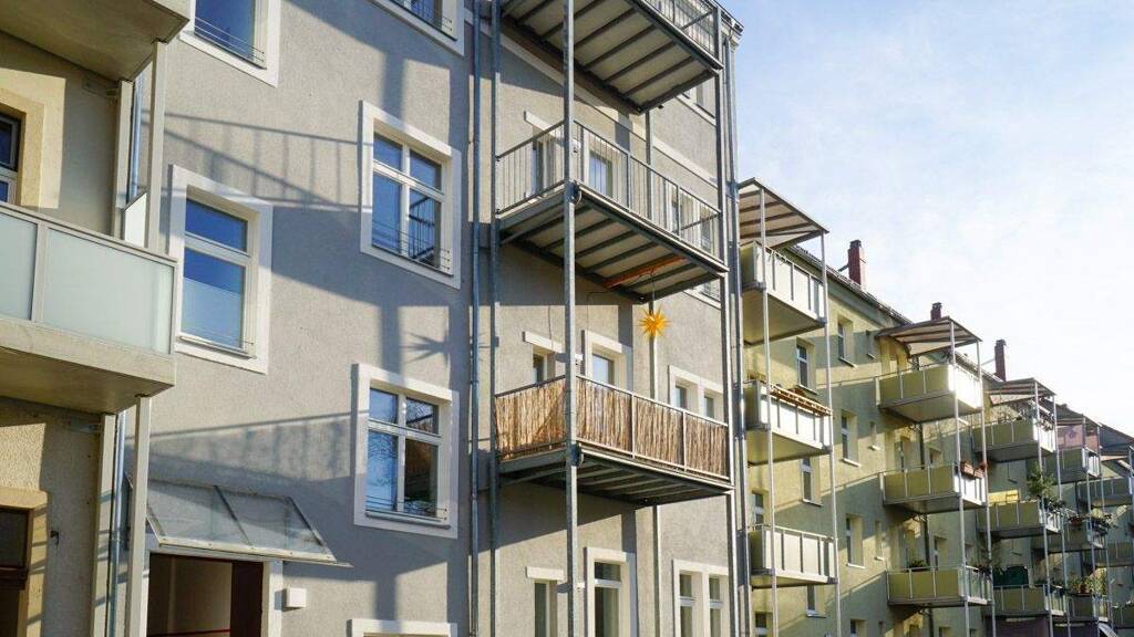 Wohnung zum Kauf 293.475 € 3 Zimmer 90,3 m² EG Karl-Liebknecht-Straße 8 Pirna 01796