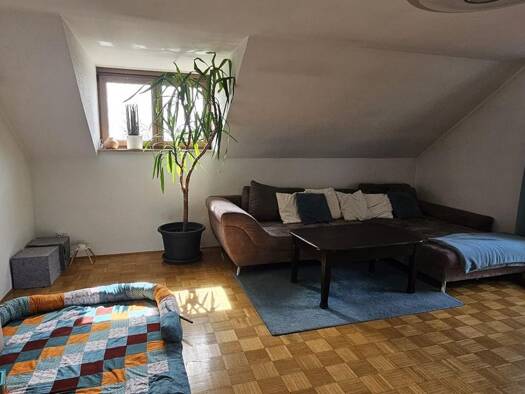 Wohnung zur Miete 650 € 6 Zimmer 130 m² Geschoss 2/3 frei ab 01.12.2026 St.-Jodok-Straße 13 Tännesberg Tännesberg 92723