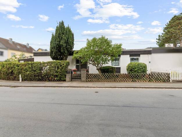 Bungalow zum Kauf 598.000 € 4 Zimmer 130 m² 512 m² Grundstück Großgründlach Nürnberg 90427