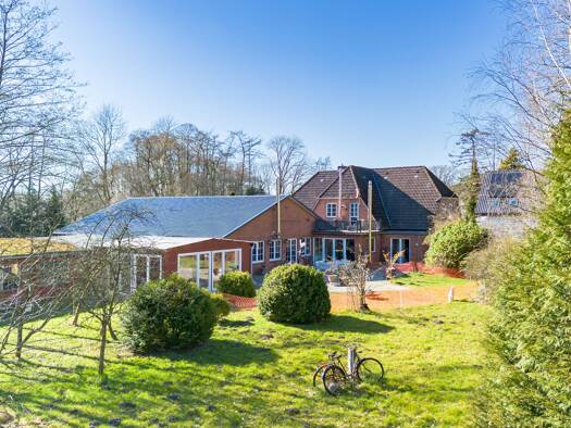 Haus zum Kauf 649.000 € 6 Zimmer 420 m² 4.708 m² Grundstück Nordhastedt 25785