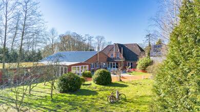 Haus zum Kauf 649.000 € 6 Zimmer 420 m² 4.708 m² Grundstück Nordhastedt 25785