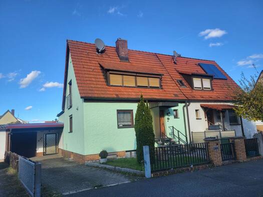 Doppelhaushälfte zum Kauf provisionsfrei 480.000 € 4 Zimmer 110 m² 410 m² Grundstück Bruck Erlangen 91058