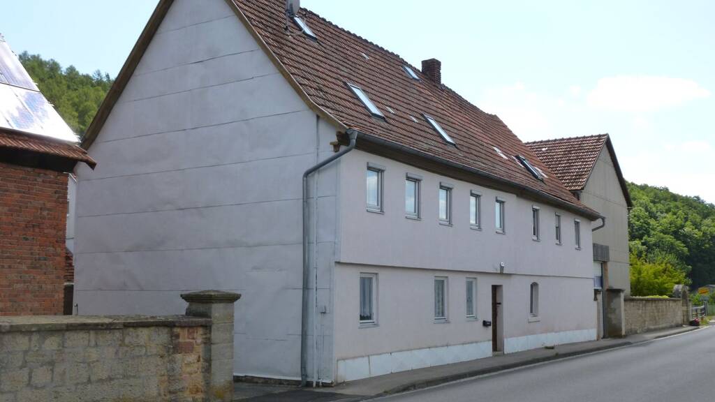 Bauernhaus zum Kauf provisionsfrei 90.000 € 10 Zimmer 160 m² 460 m² Grundstück frei ab sofort Fladungen 97650