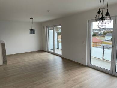 Wohnung zur Miete 910 € 3 Zimmer 95,8 m² Geschoss 1/1 Wilting Traitsching 93455