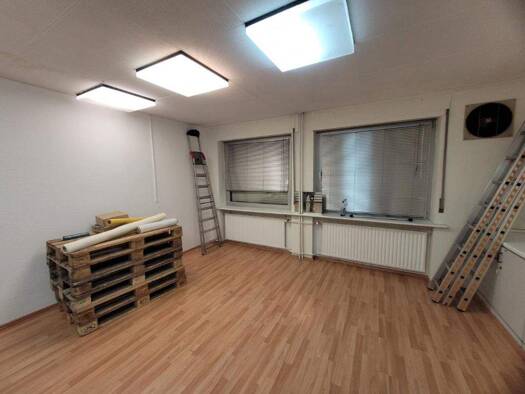 Bürofläche zur Miete 748 € 2 Zimmer 88 m² Bürofläche Garstedt Norderstedt 22848