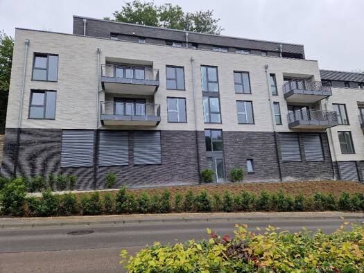 Wohnung zur Miete 800 € 2 Zimmer 64,2 m² 1. Geschoss frei ab 01.11.2025 Lindenstockstraße  31b Bernberg Gummersbach 51647