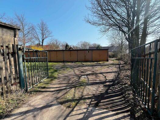 Garage zur Miete provisionsfrei 42 € Häuslergasse Paunsdorf Leipzig 04328