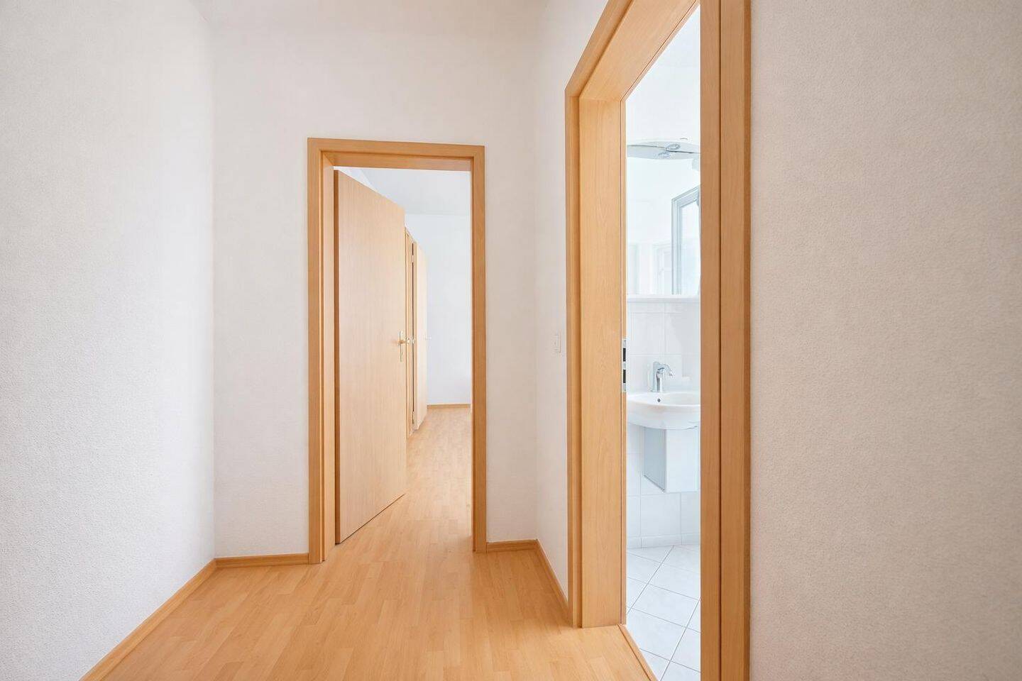 Mehrfamilienhaus zum Kauf - Ansicht 2