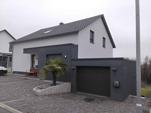 Einfamilienhaus zum Kauf 905.000 € 7 Zimmer 240 m² 521 m² Grundstück frei ab sofort Obrigheim 74847