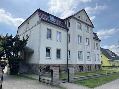 Mehrfamilienhaus zum Kauf 675.000 € 17 Zimmer 517,8 m² 4.620 m² Grundstück Treuenbrietzen Treuenbrietzen 14929