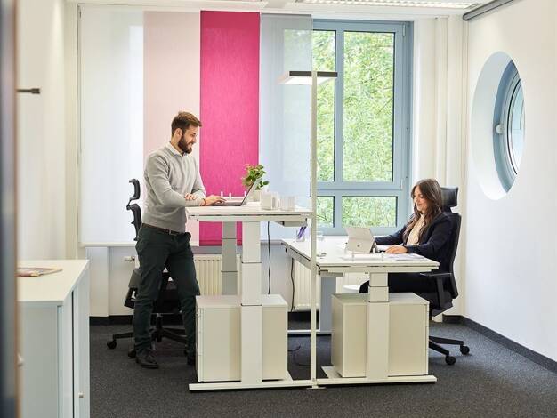 Bürofläche zur Miete provisionsfrei 720 € 21 m² Bürofläche Lilienthalstraße 25 Hallbergmoos Hallbergmoos 85399