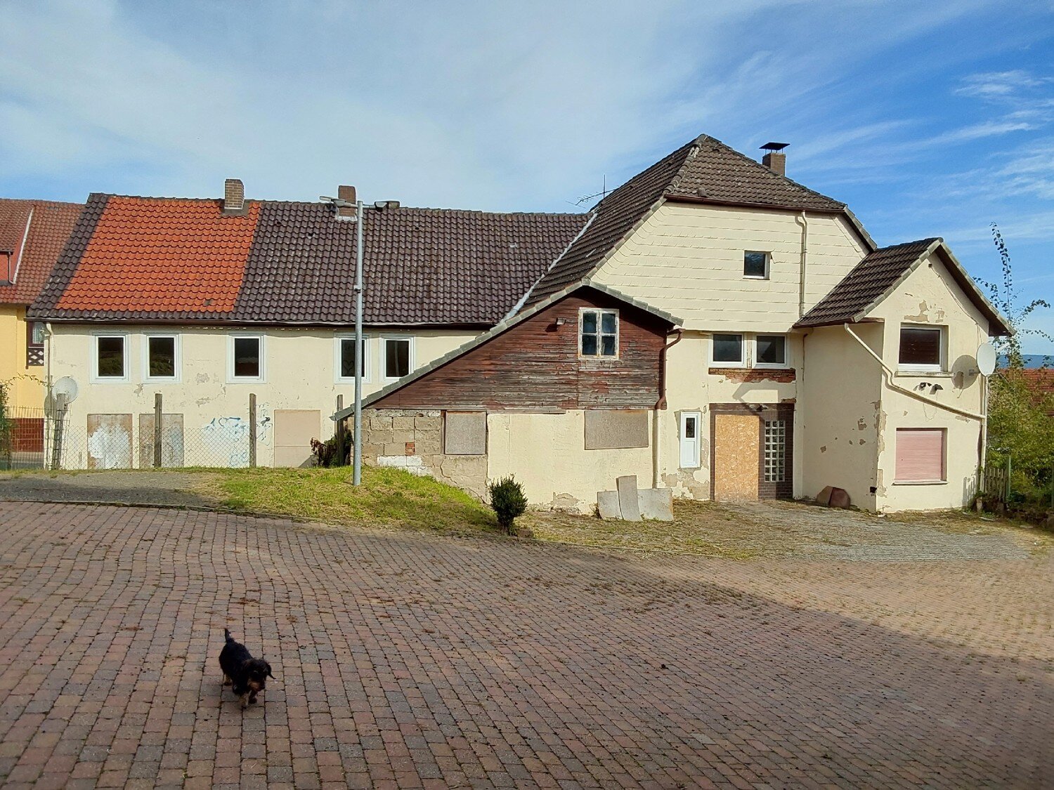 Haus zum Kauf 120.000 € 9 Zimmer 270 m²<br/>Wohnfläche 1.500 m²<br/>Grundstück Varenholzer Str. 48 Varenholz Kalletal / Varenholz 32689