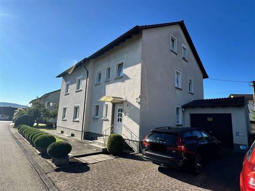 Wohnung zum Kauf 159.000 € 3,5 Zimmer 89,5 m² 1. Geschoss frei ab sofort Frittlingen 78665